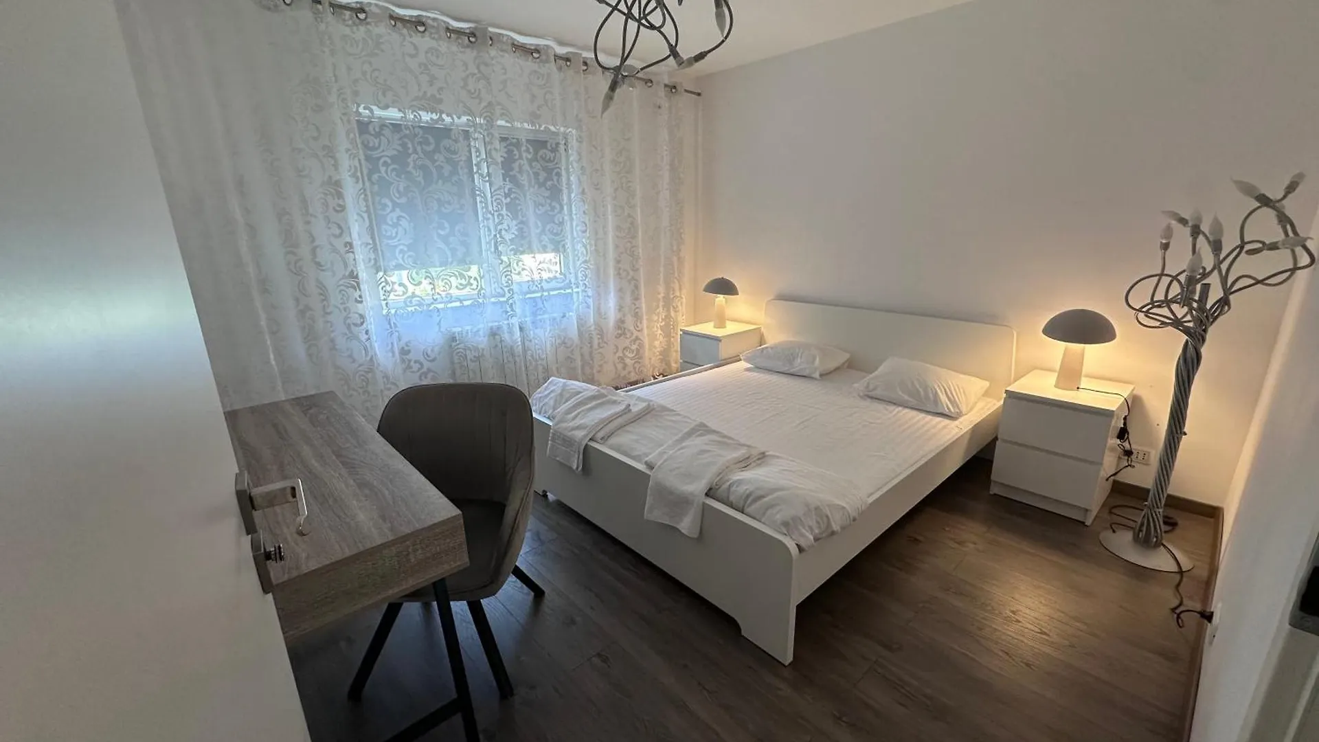 Majestic Big Apartment Бухарест
